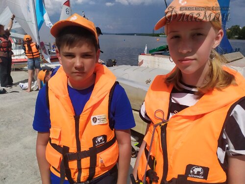 bf37138c.ID Photo.062535